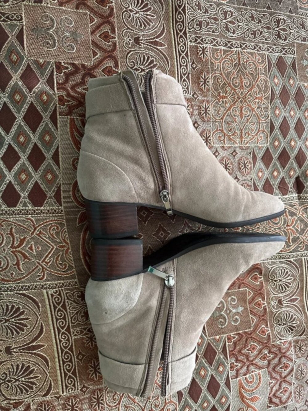 Women’s Essex Lane 6 1/2 medium boot